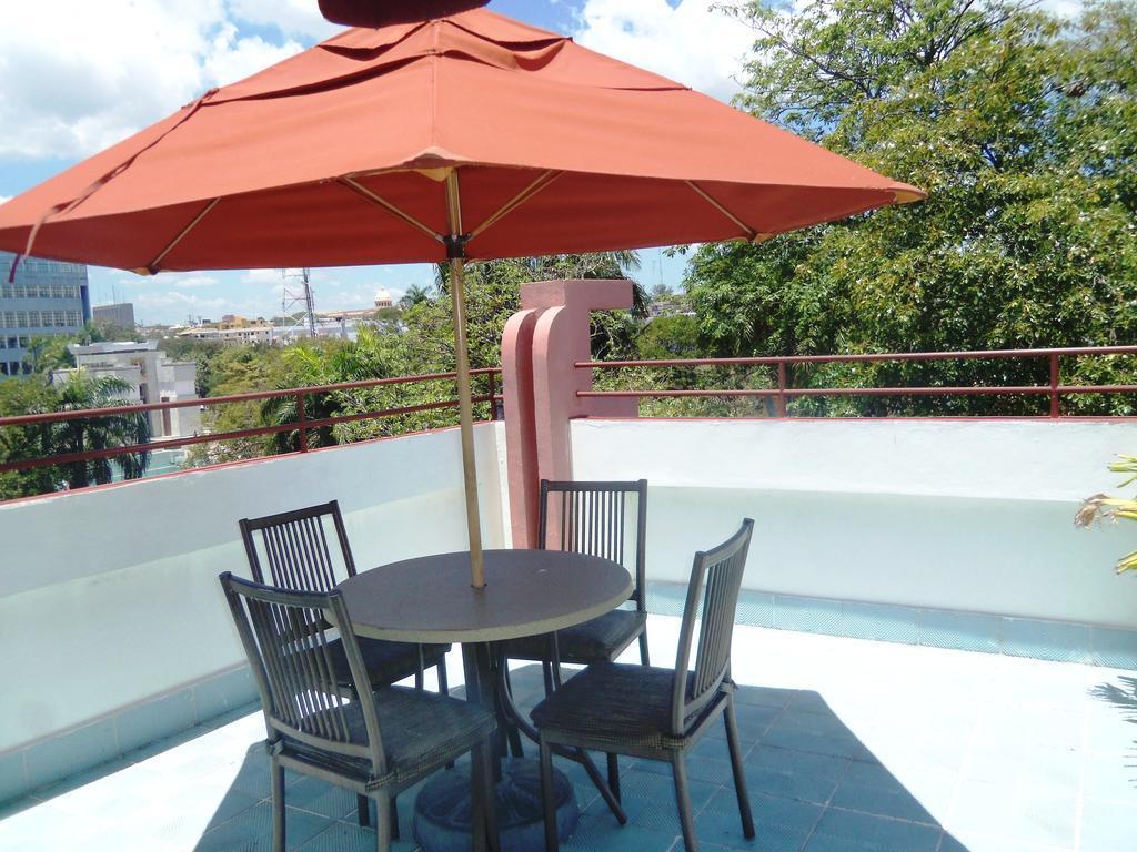 Hotel Discovery Santo Domingo Exterior photo