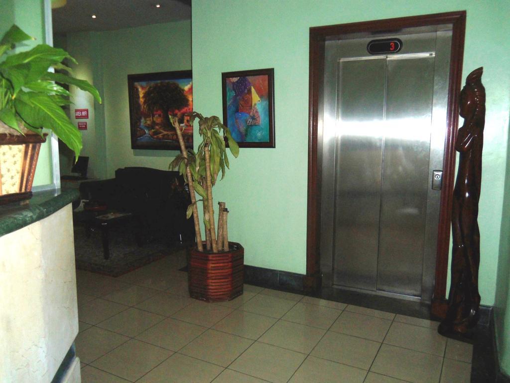 Hotel Discovery Santo Domingo Exterior photo