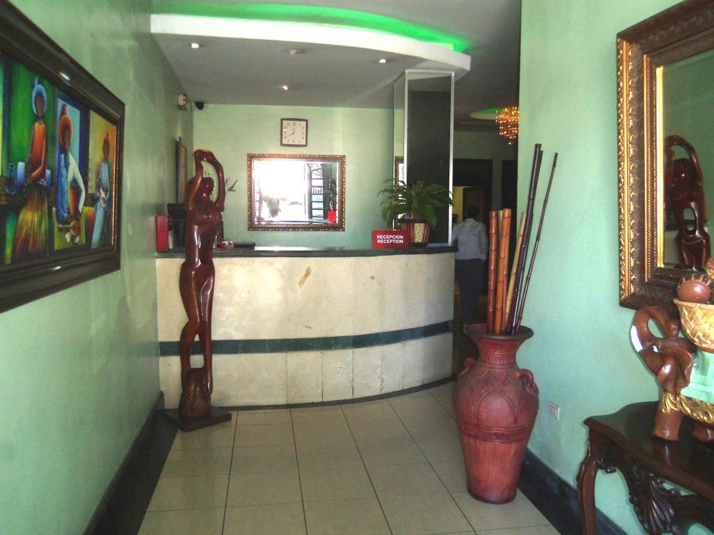 Hotel Discovery Santo Domingo Exterior photo