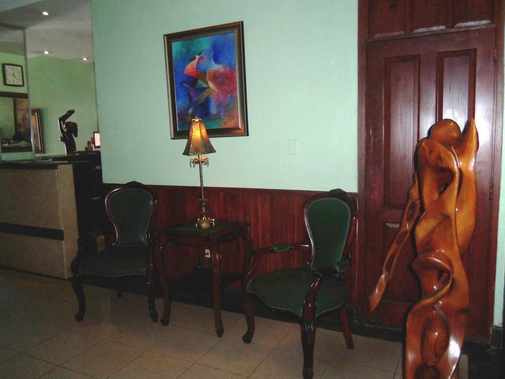 Hotel Discovery Santo Domingo Exterior photo