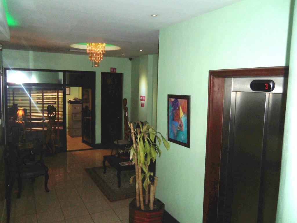 Hotel Discovery Santo Domingo Exterior photo