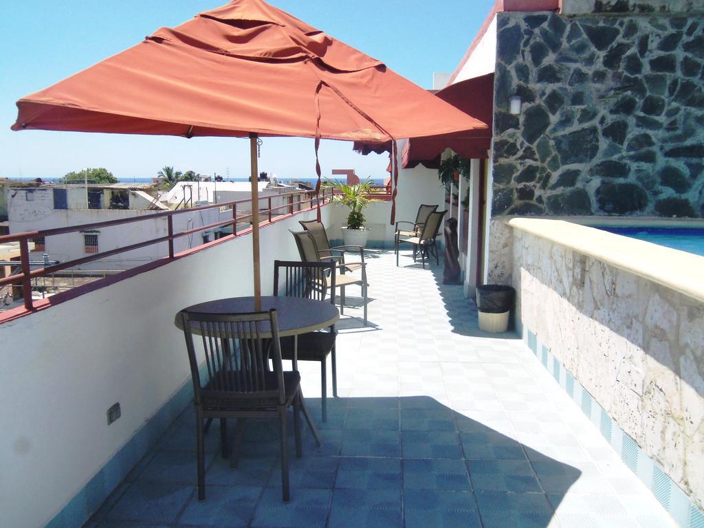 Hotel Discovery Santo Domingo Exterior photo