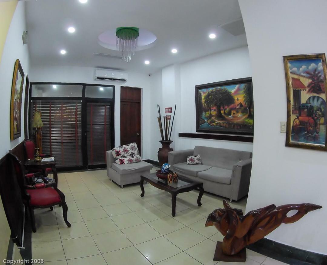 Hotel Discovery Santo Domingo Exterior photo